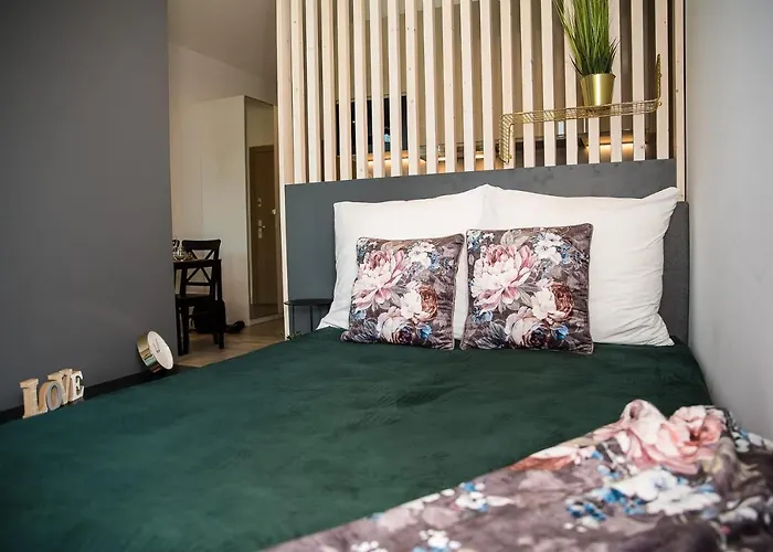 Easy Rent Apartments -Business Center 39